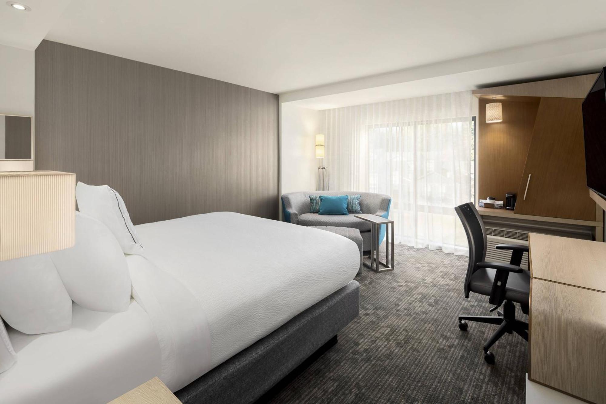 Courtyard By Marriott Seattle Northgate Hotel Eksteriør billede
